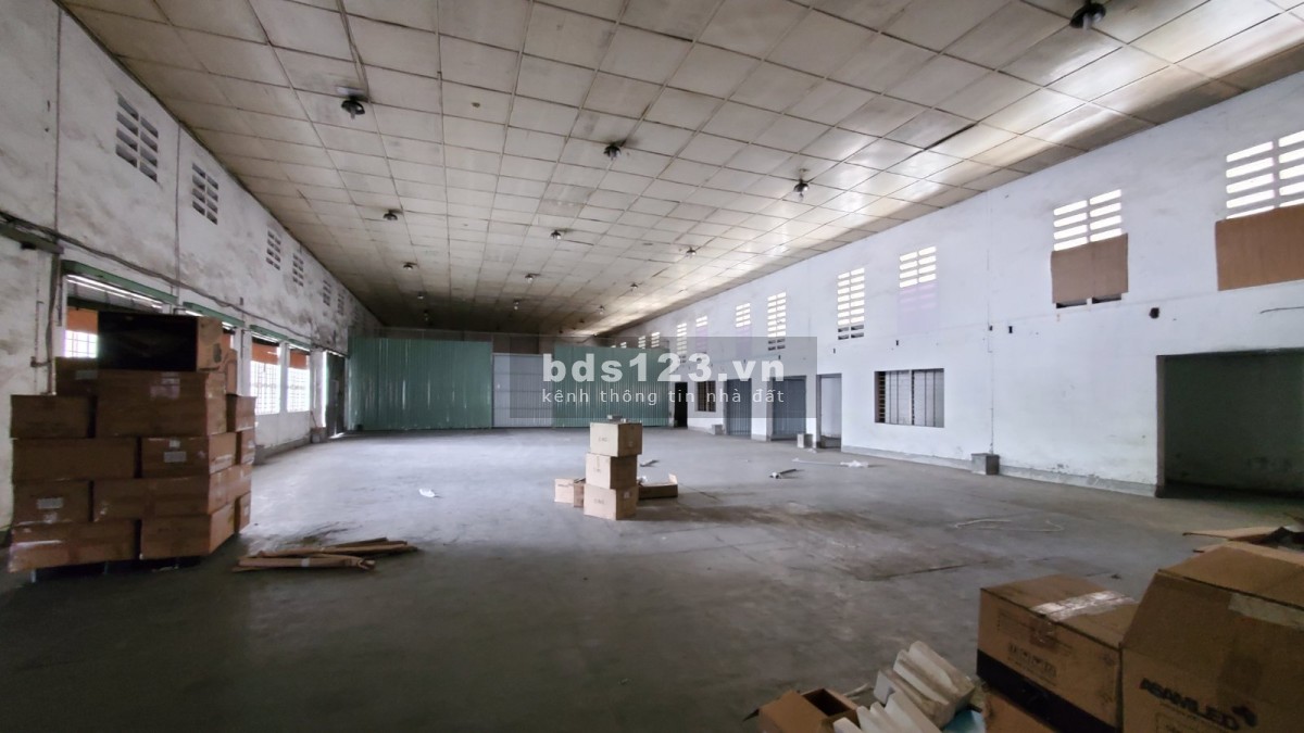 Cho thuê kho xưởng 800m2, 1000m2 đường Đỗ Xuân Hợp, Phước Long B, Quận 9