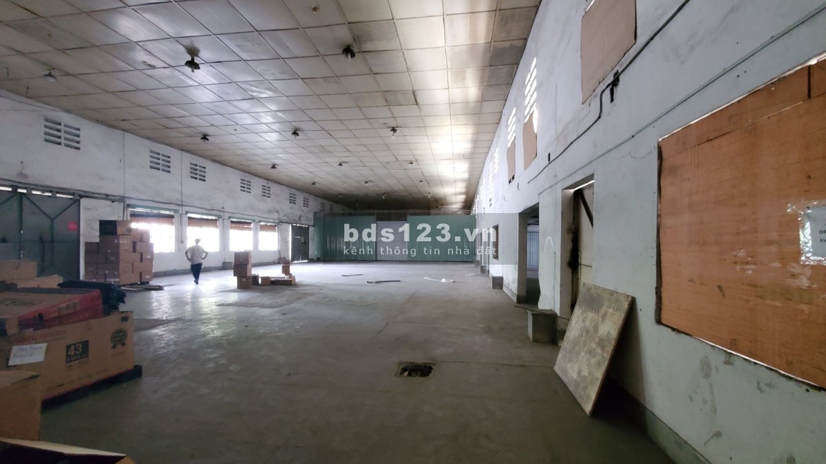 Cho thuê kho xưởng 800m2, 1000m2 đường Đỗ Xuân Hợp, Phước Long B, Quận 9