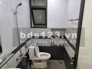 Lô góc ngõ thông thoáng nhà như mới gần ô tô không 1 lỗi nhỏ, khu an ninh