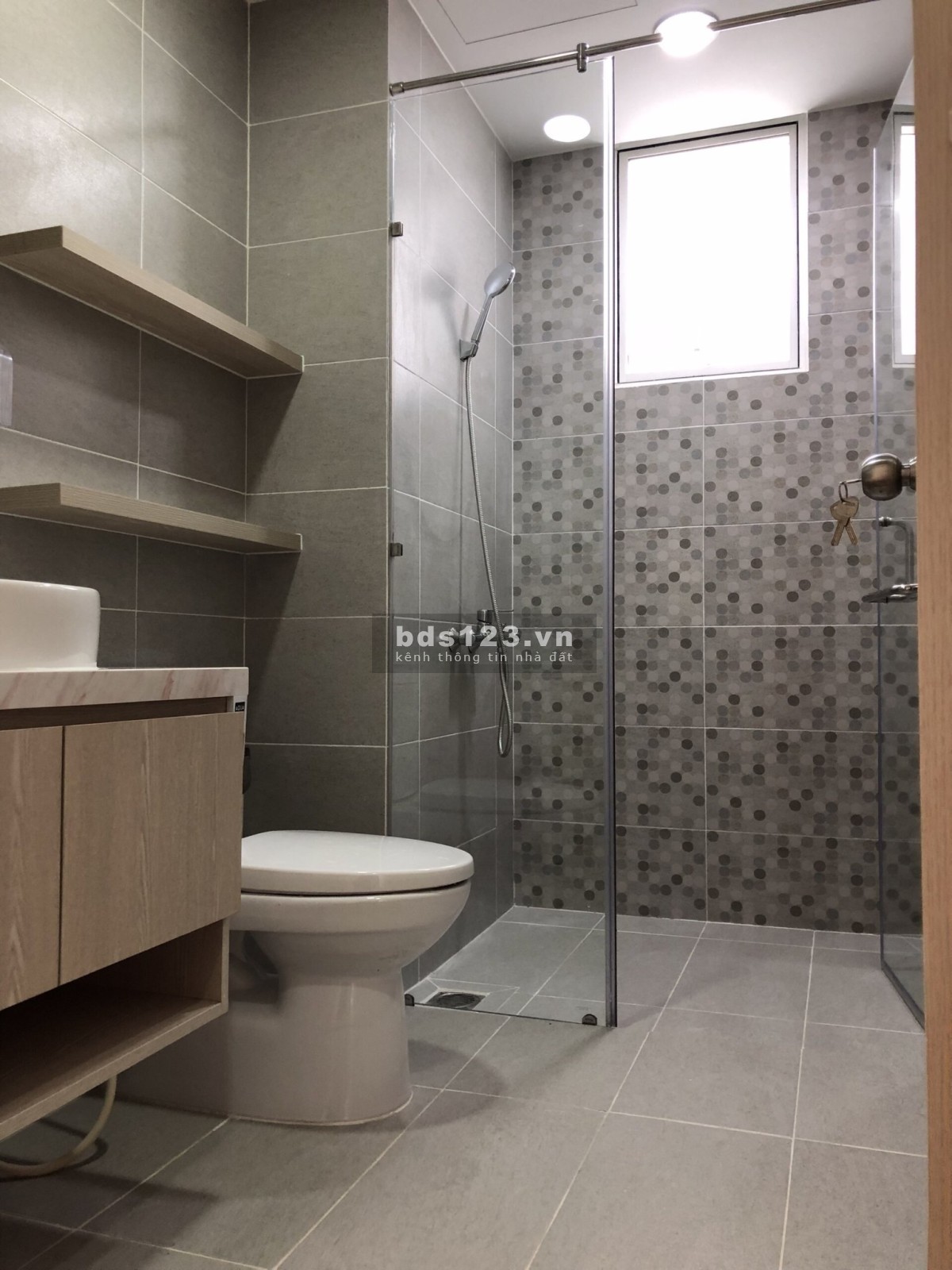 Cần bán nhanh CH Sunrise Riverside, full, 70m2, 2PN - 2WC, 2,8 tỷ, có thương lượng, LH 0364686538