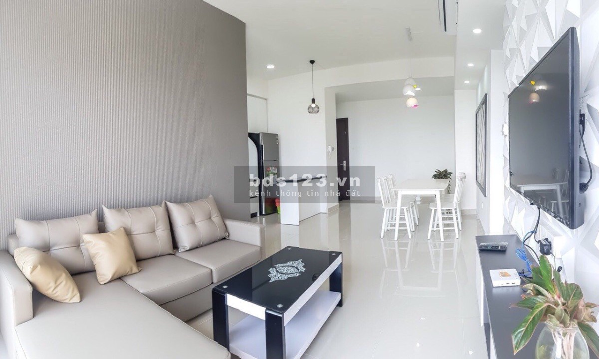 Tin thật giá thật 100% bán nhanh 3 phòng - DT 96m2, view đẹp, tầng trung, giá 5.5 tỷ LH 0903.681.920