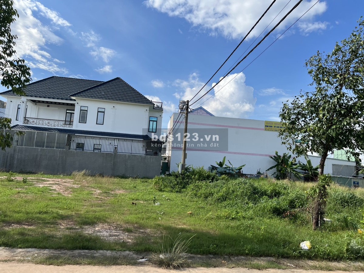 Đất Vĩnh Phú 312m2(13x24), đường thông chợ đầu mối.Khu dân cư