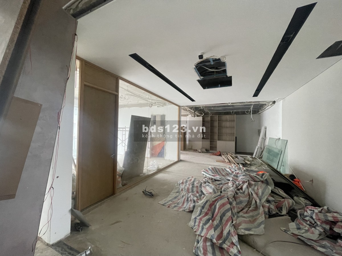Cần cho thuê showroom SariTown Sala tiện ích xung quanh đủ, kinh doanh đỉnh