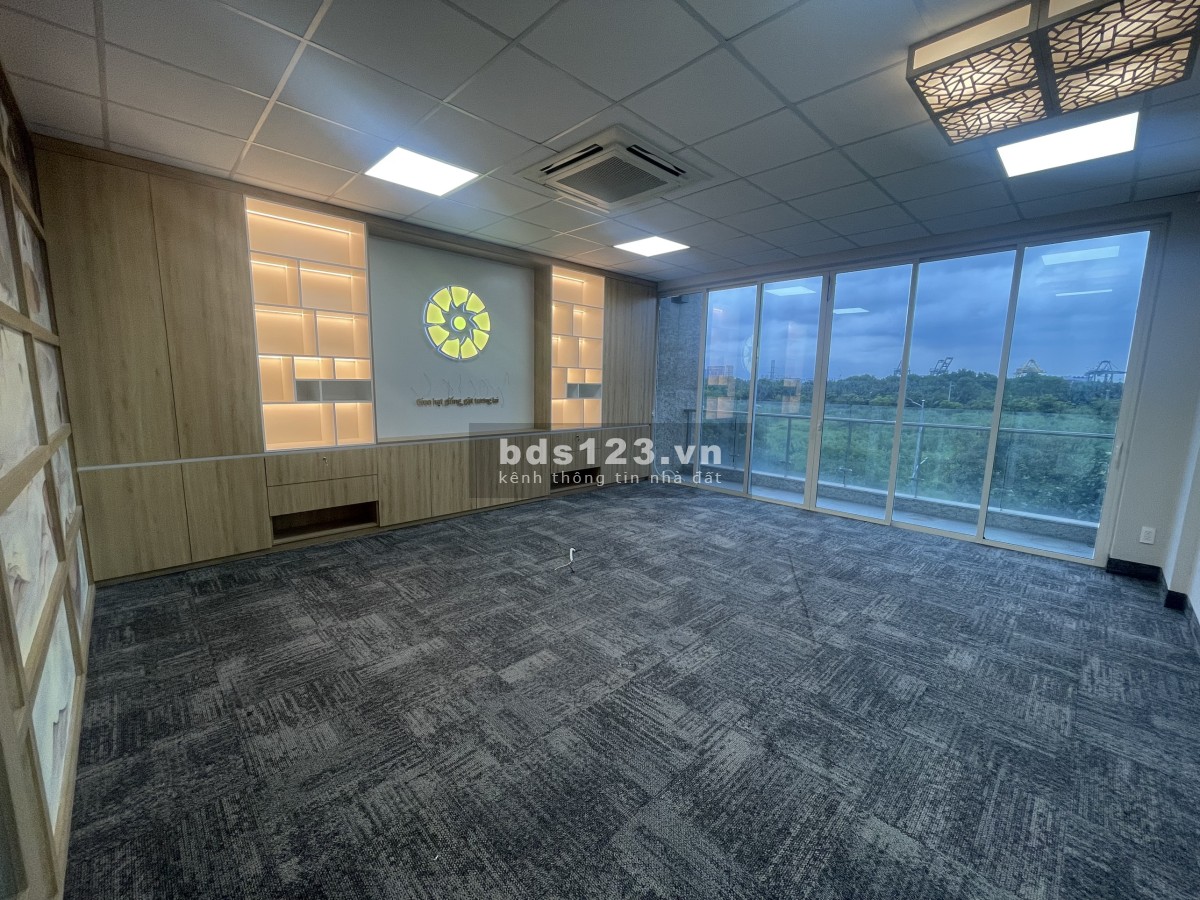 Cần cho thuê showroom SariTown Sala tiện ích xung quanh đủ, kinh doanh đỉnh