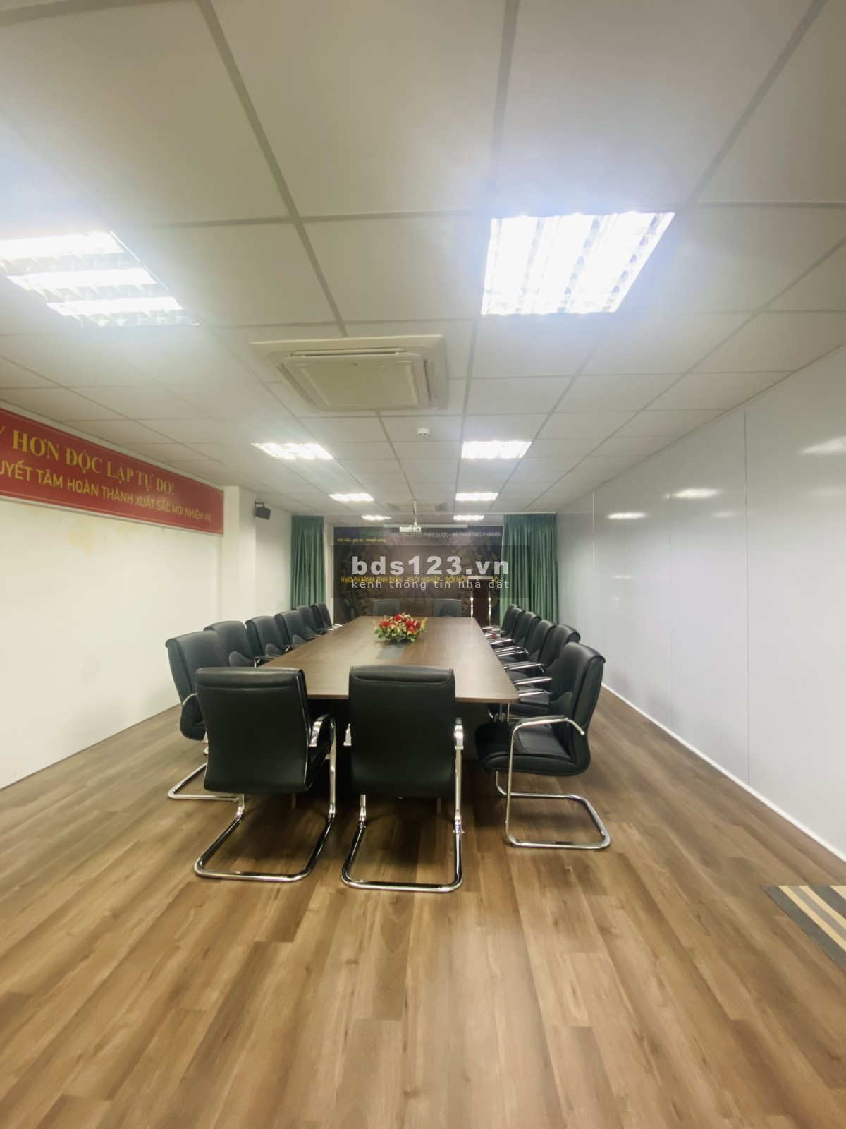 Head office cho thuê toà nhà văn phòng Quận Tân Bình lh 0976911139