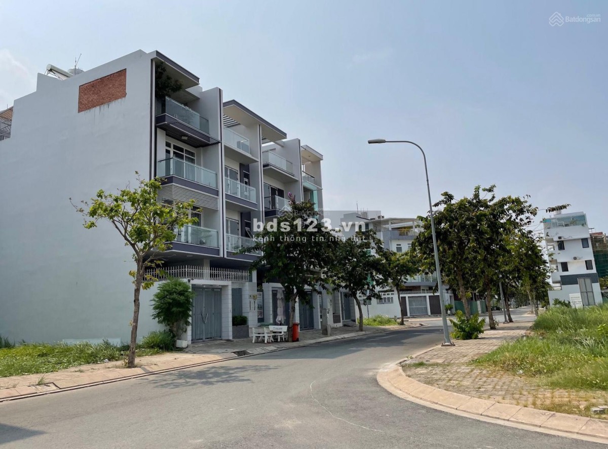 Tôi cần bán đất MT Gò Dưa, Tam Bình, Thủ Đức 100m2, SHR giá chỉ 2.3 tỷ, thổ cư 100%, XDTD