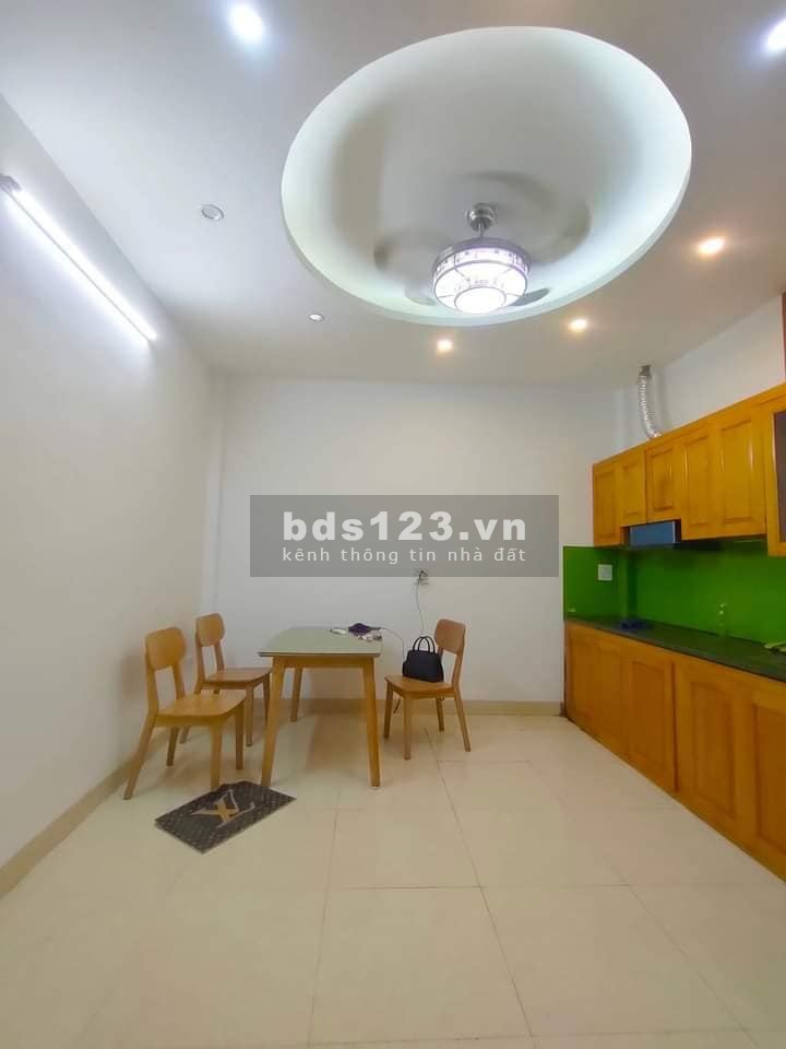 Chỉ 2,95 tỷ có ngay nhà phố Lĩnh Nam, Hoàng Mai 30m x 5 tầng,…