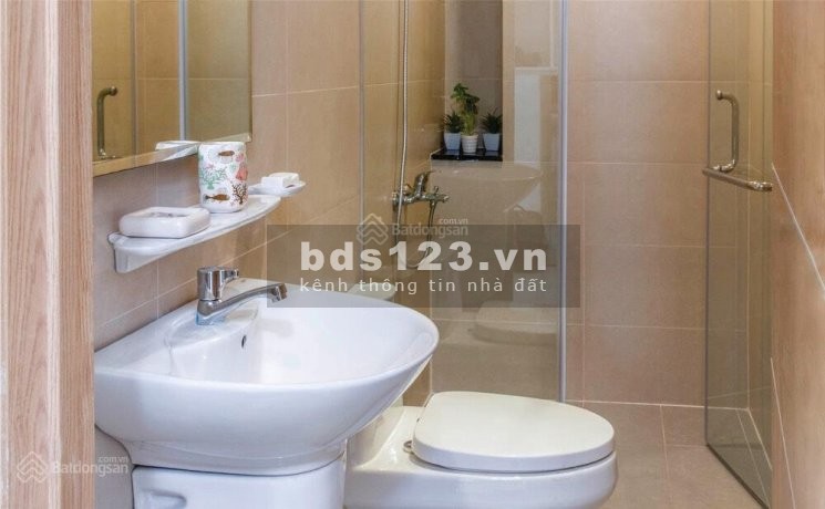 Căn góc 2 mặt hẻm đường số 4 cư xá Đô Thành P.4 , Quận 3 khu trung tâm sầm uất