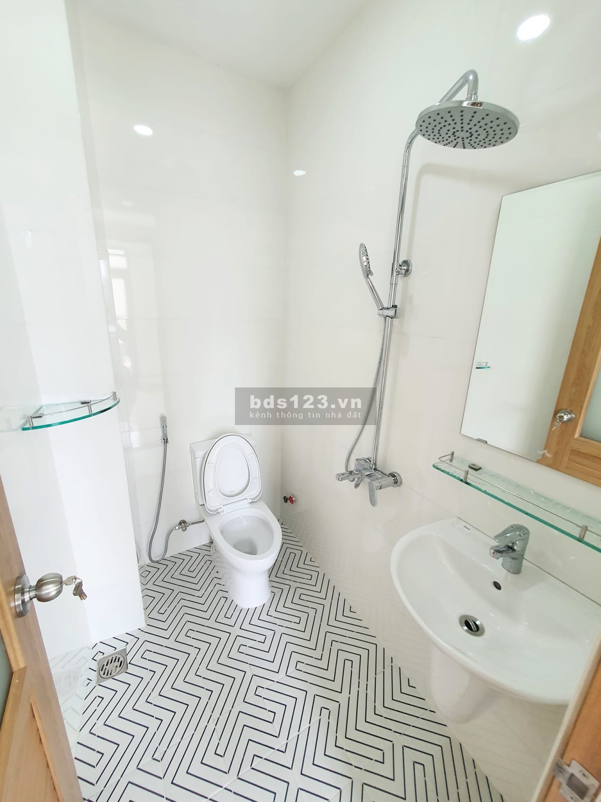 Giá bán nhỉnh 3 tỷ nhà mới đẹp 100% ngay phường 5, Gò Vấp, giá tốt đầu tư