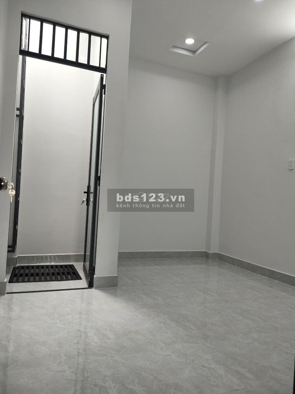 Nhà hiếm HXH Gò Vấp diện tích 42m² giá chỉ 4,9 tỷ đồng có TL