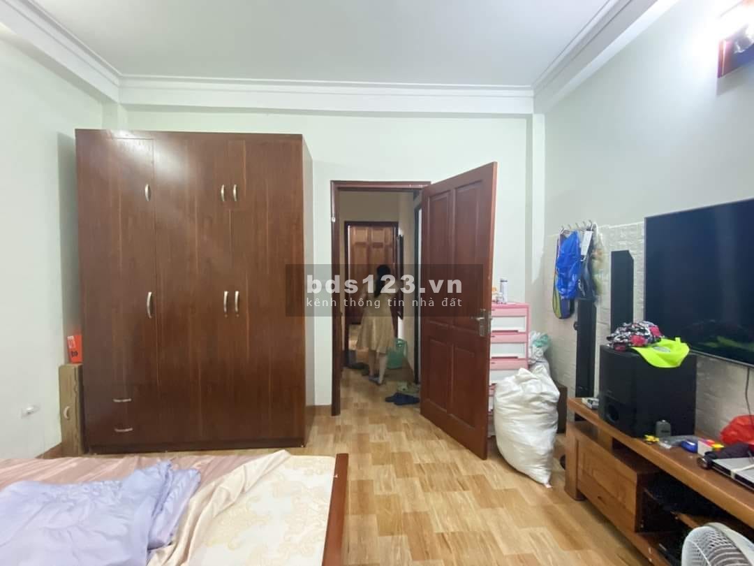 Bán nhà chính chủ Chùa Hà Quận Cầu Giấy nhà đẹp lung linh 30m giá 3tỷ9