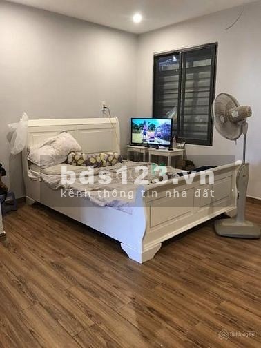 Bán nhà hẻm 4M Lê Đại Hành, P.13, Quận 11 xung quanh đầy đủ tiện ích giá tốt