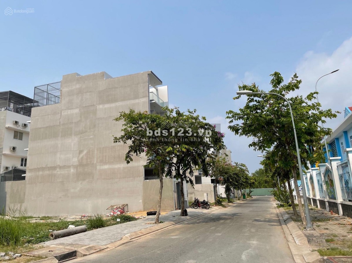 Tôi cần bán đất MT Gò Dưa, Tam Bình, Thủ Đức 100m2, SHR giá chỉ 2.3 tỷ, thổ cư 100%, XDTD