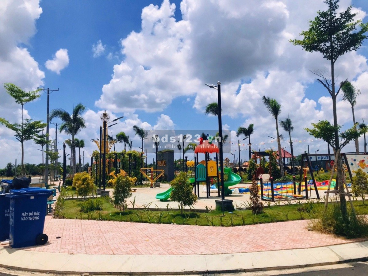 Kẹt tiền bán gấp lô 100m2 chỉ 900tr Kdt Long Cang Park hỗ trợ vay ngân hàng