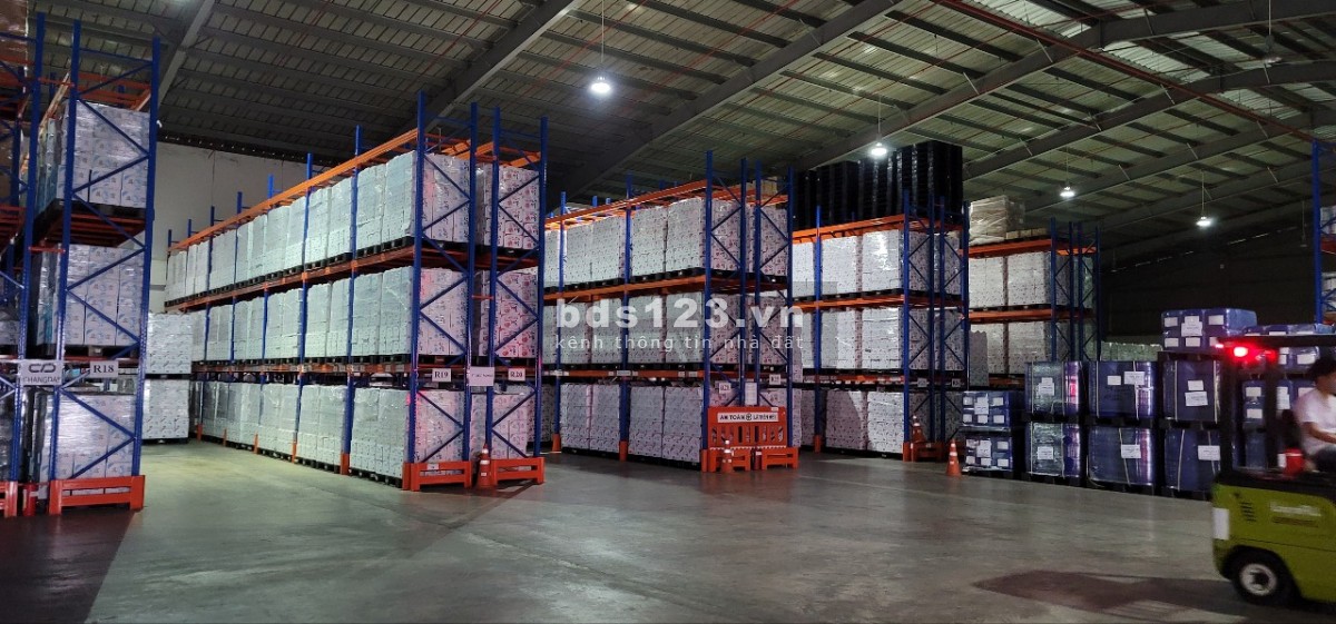 Cho thuê khoThủ Đức gần khu công nghệ cao, diện tích thuê từ 50m2 - 2500m2, có dịch vụ quản lý kho.