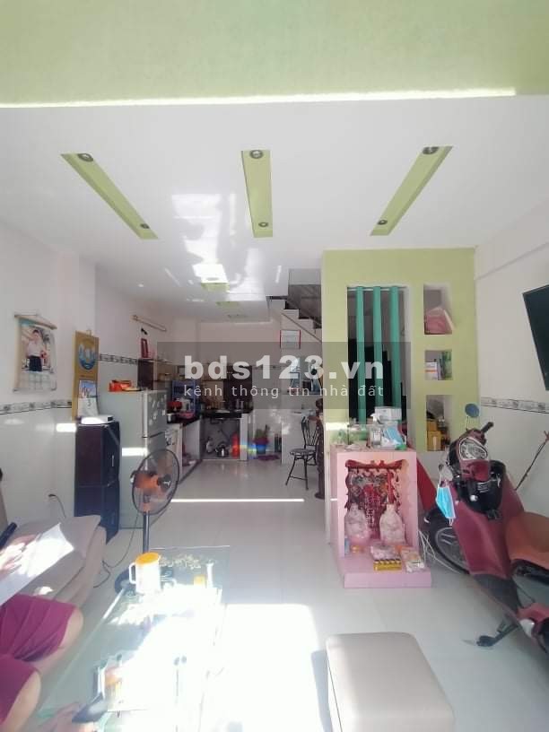 Bán nhà mặt tiền diện tích 90m2, sát Nguyễn Sơn, Phú Thạnh, Tân Phú, giá nhỉnh 5 tỷ