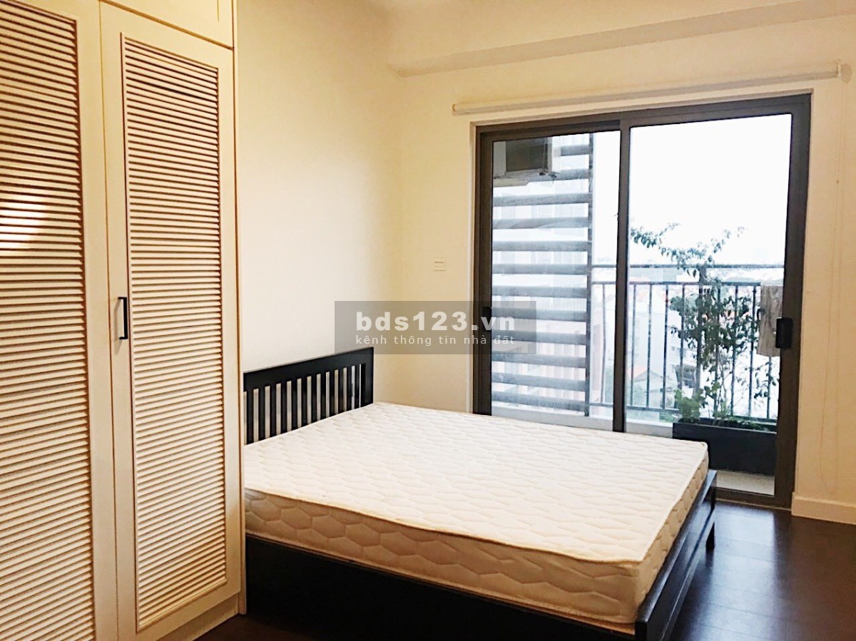 Nợ ngân hàng bán gấp căn hộ 2pn The Sun Avenue, dt 76m2, view sông, 4.290 tỷ, 0903681920