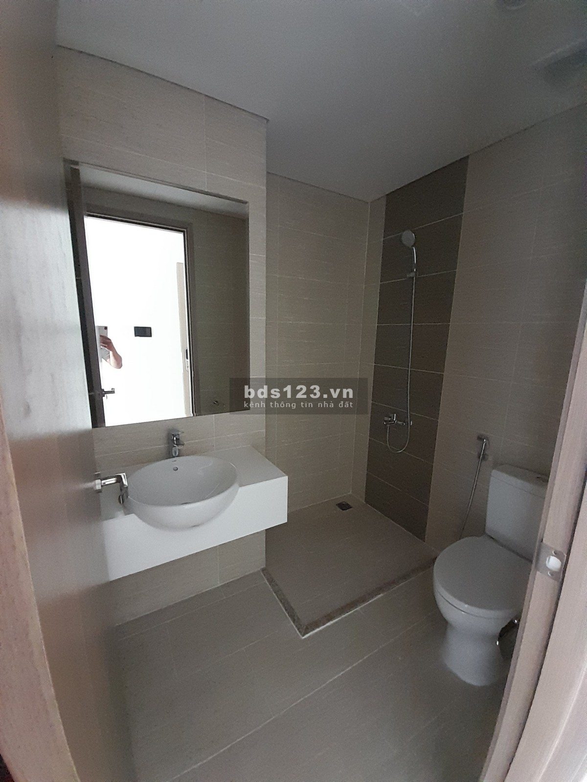 Bán căn 3N 80m2 Vinhomes Ocean Park giá chỉ 2,9 tỷ. Ký mới. Nhận nhà luôn