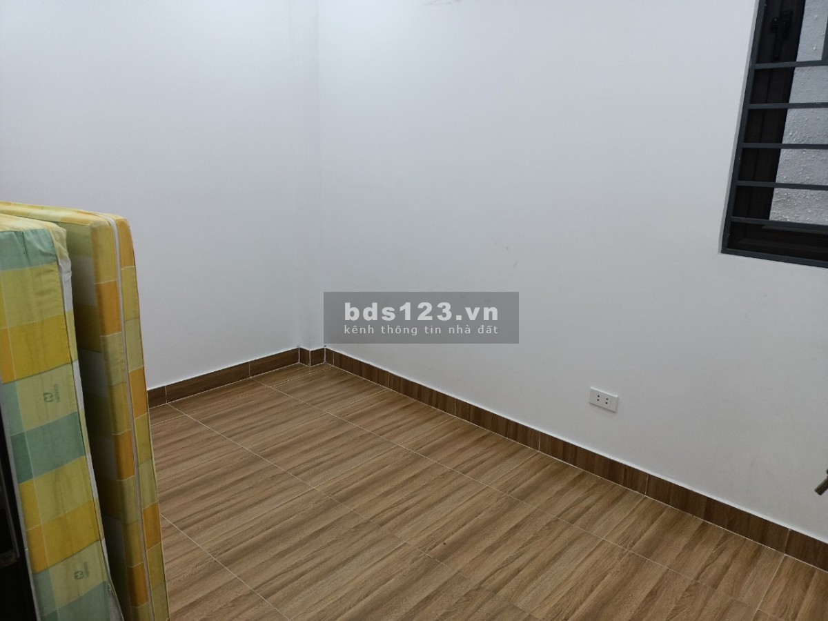 Cần cho thuê nhà trong ngõ số 7 đường vòng cầu niệm khu an ninh