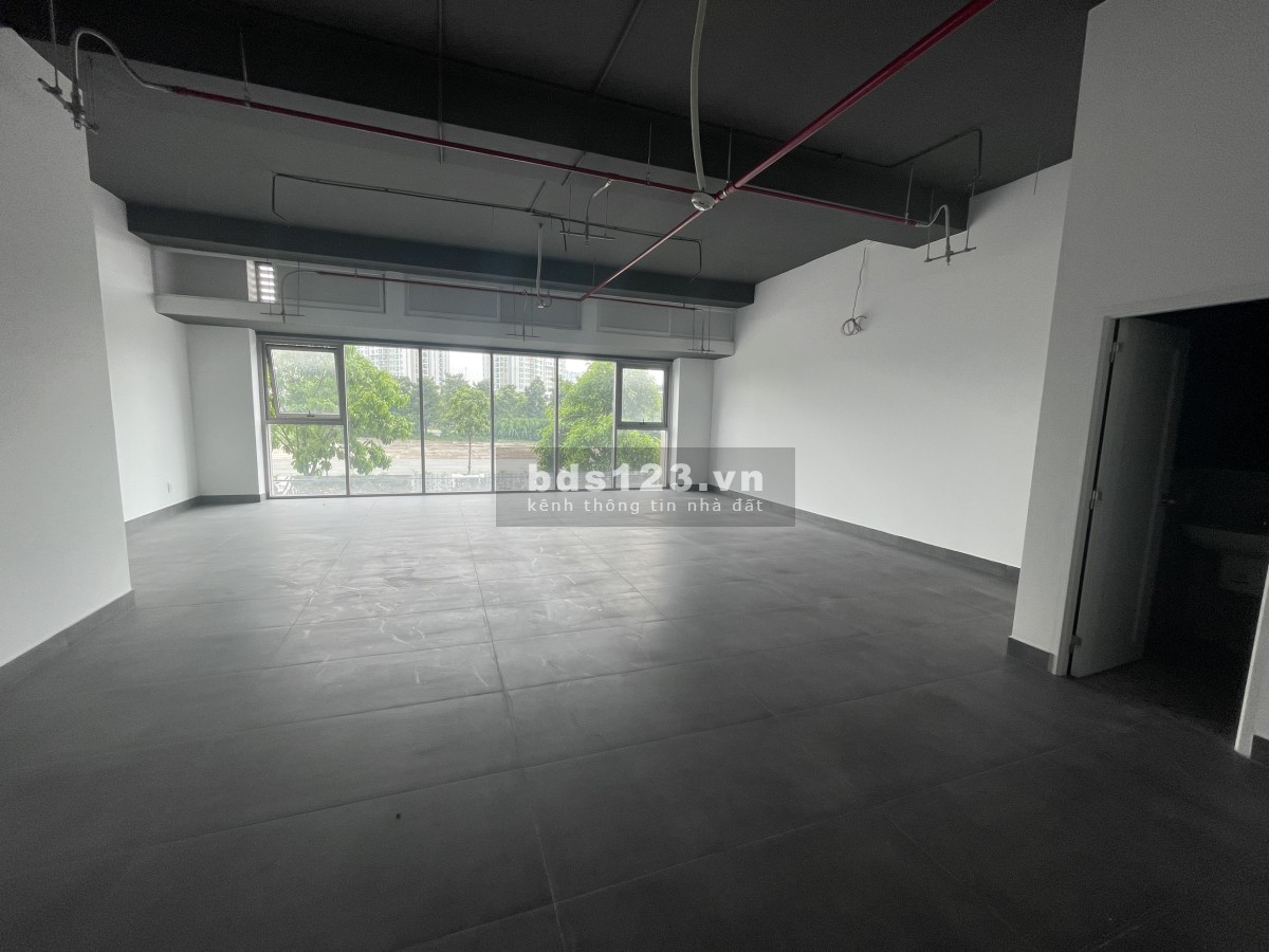 Cho thuê văn phòng, showroom Sarina Sala 4500$ tiện ích xung quanh đầy đủ