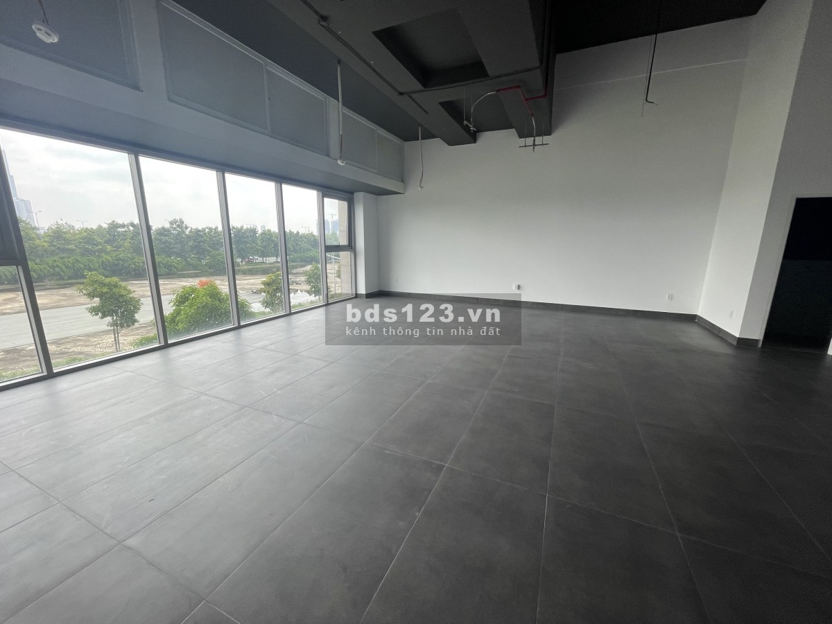 Cho thuê văn phòng, showroom Sarina Sala 4500$ tiện ích xung quanh đầy đủ
