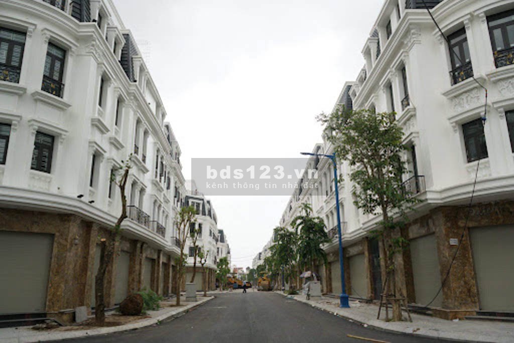 Bán cắt lỗ căn Hoàng Huy Sông Cấm hướng Đông Nam trục thông giá tốt