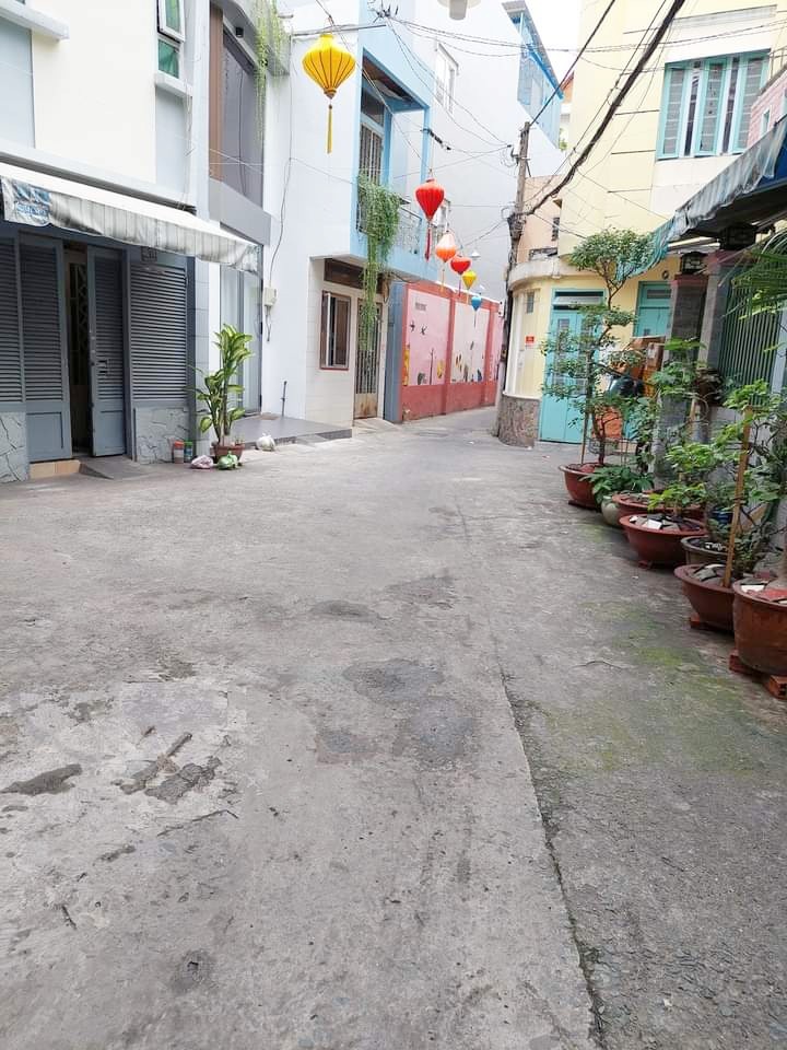 Nhà đẹp Nguyễn Thanh Tuyền Tân Bình Công DT 51,1m² giá chỉ 4,65 tỷ