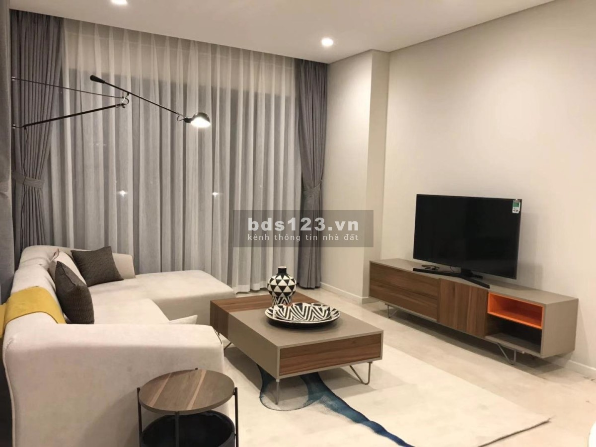 Sân vườn rộng rãi, Không khí thoáng mát. Căn 3pn tại Đảo Kim Cương, diện tích 180m2. 0902.0506.43