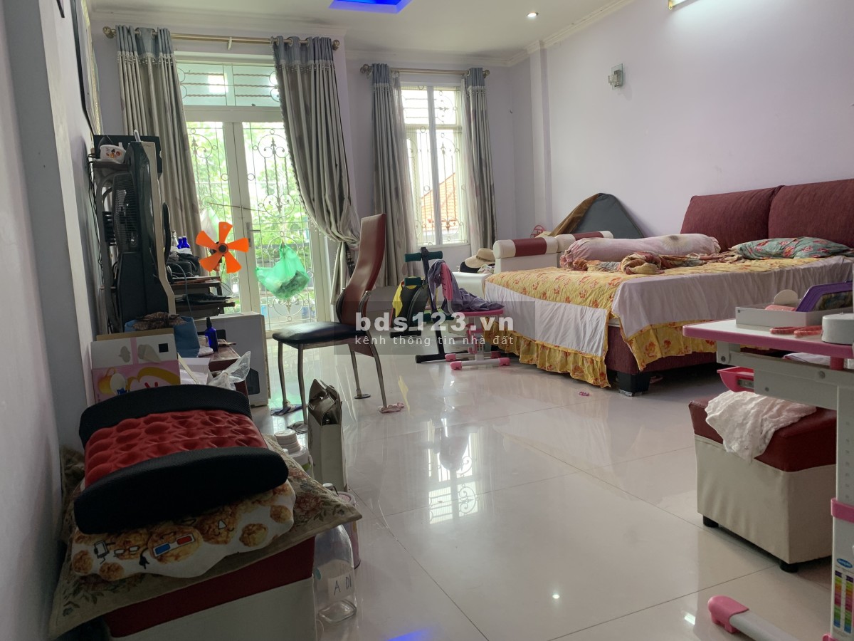 Nhà riêng biệt thự phố mặt tiền quận 8, DTSD 100m² giá nhỉnh 11 tỷ đồng