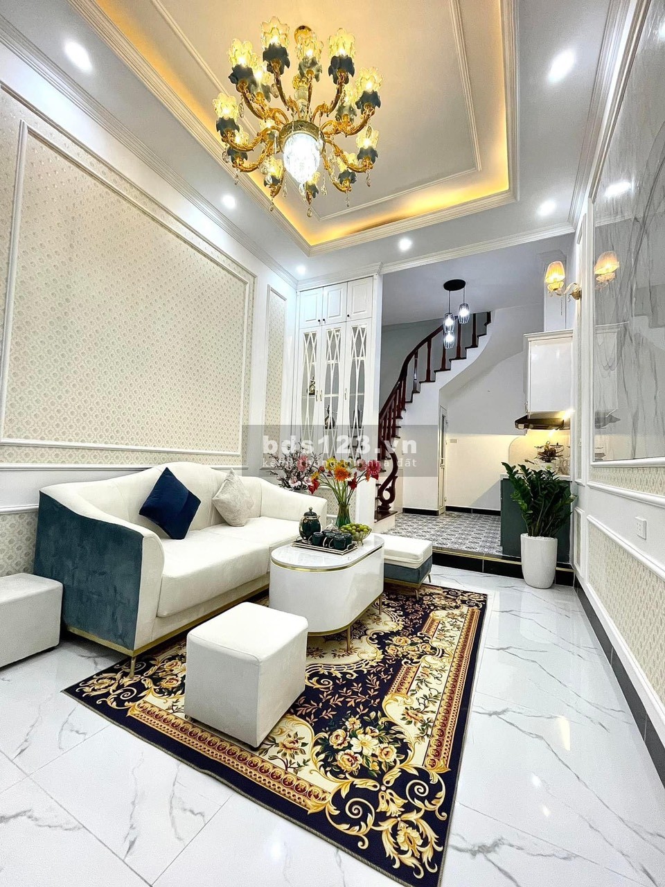 Bán nhà Thanh Xuân giá 4.09 tỷ 10m ra ô tô tránh gần ngay hồ 3 phút ta ngã tư Sở
