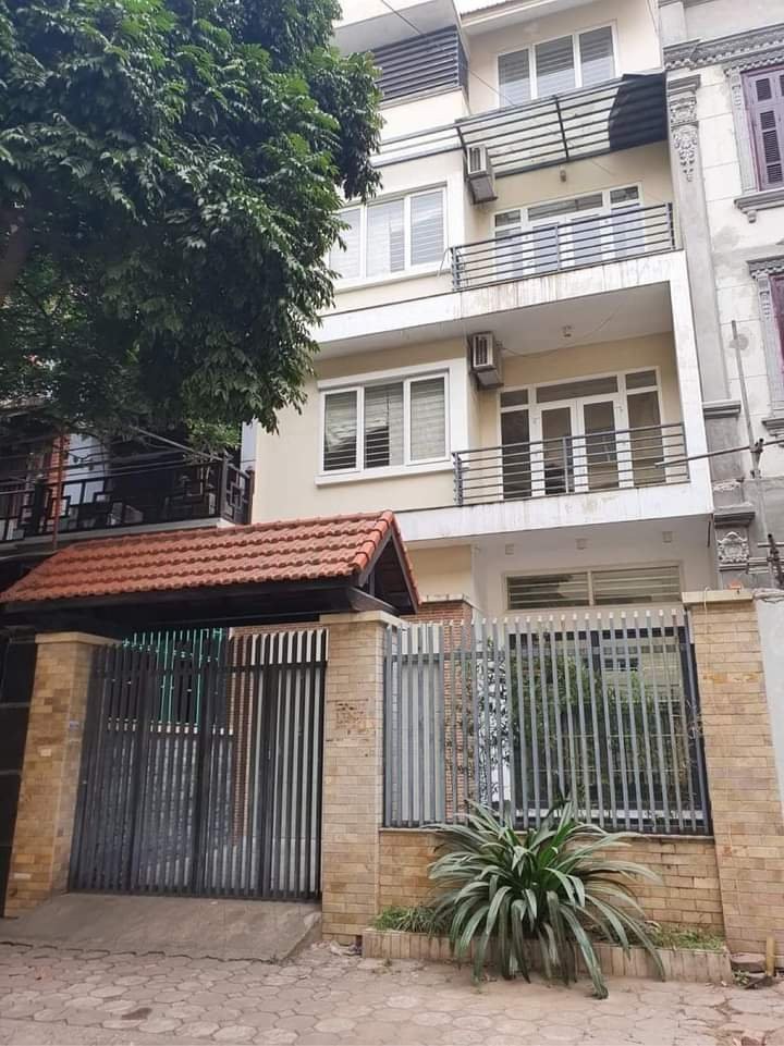Bán Biệt Thự Trần Bình Cầu Giấy diện tích sử dụng 106m2 giá 24tỷ 0909858789