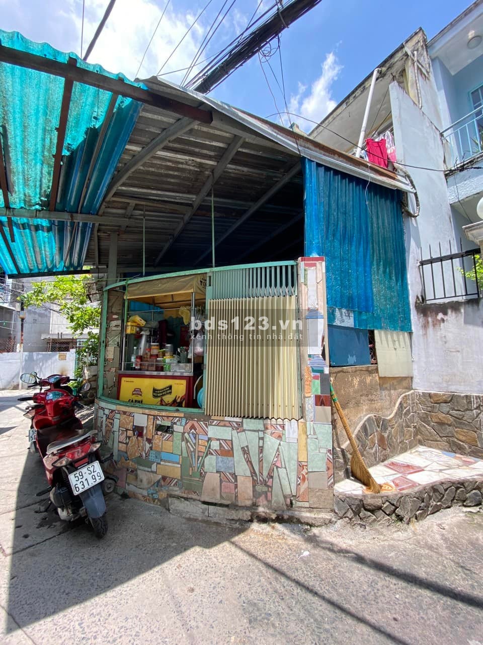 Nhà cấp 4 chính chủ lâu đời, sổ hồng riêng không quy hoạch khu an ninh