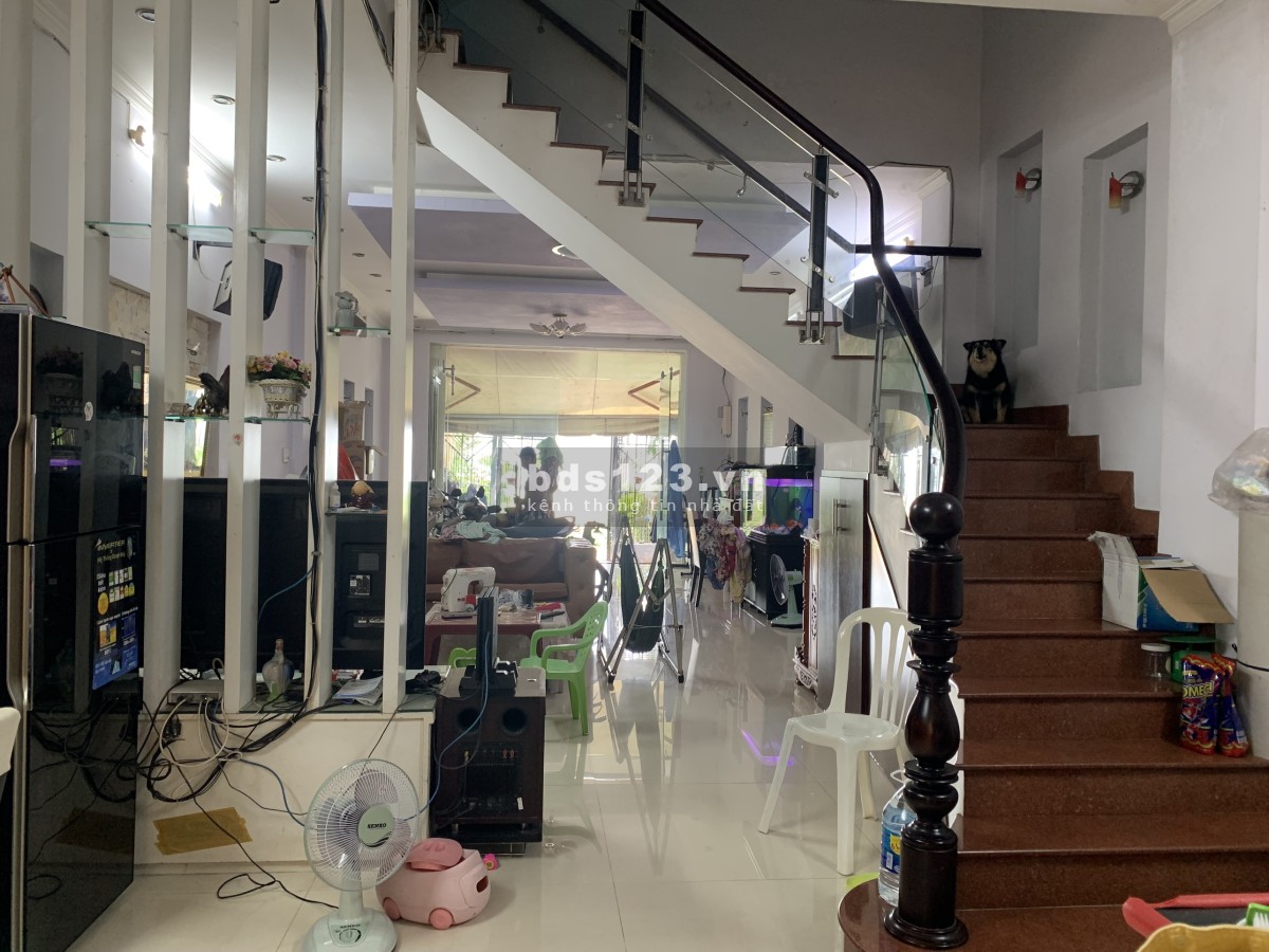 Nhà riêng biệt thự phố mặt tiền quận 8, DTSD 100m² giá nhỉnh 11 tỷ đồng