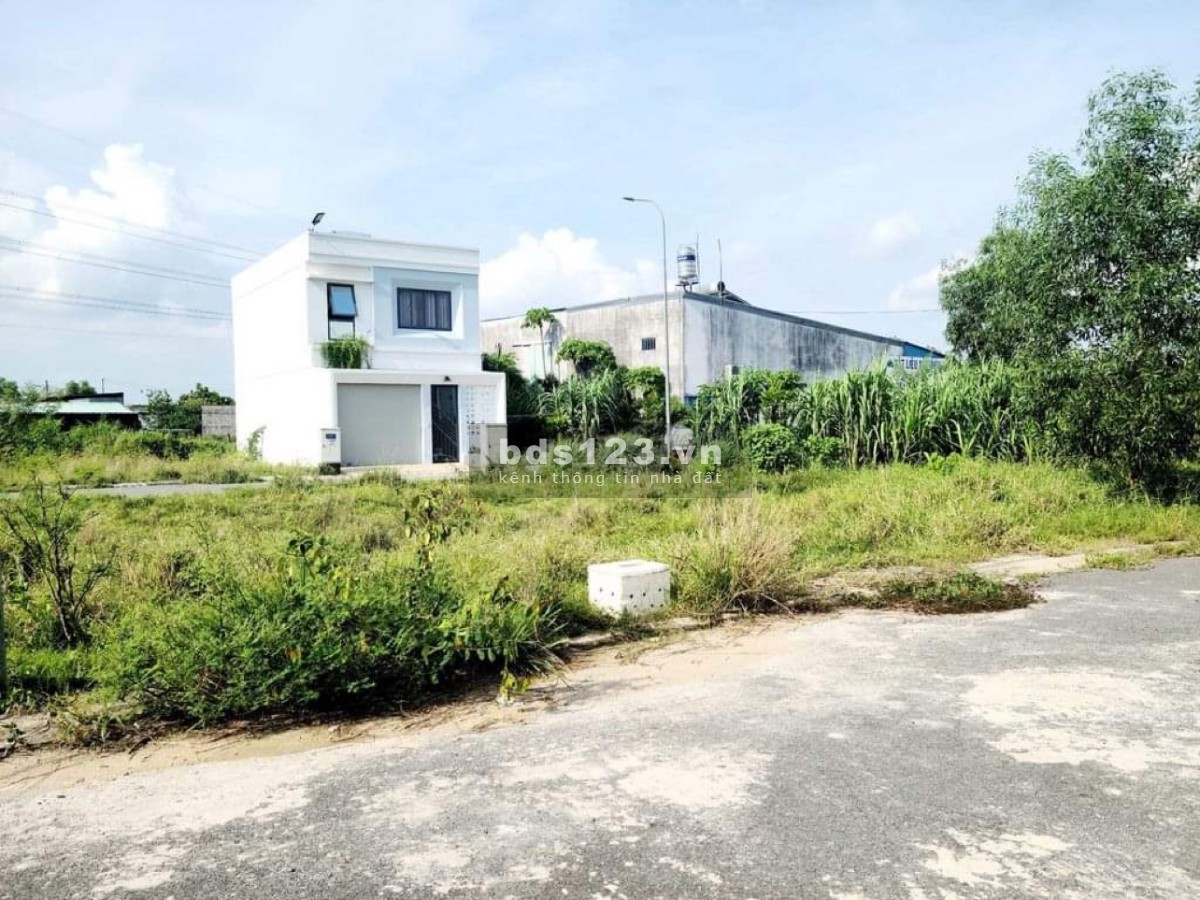 Cần tiền nên bán đất giá rẻ ngân hàng hỗ trợ vay, giá tốt diện tích 104m2