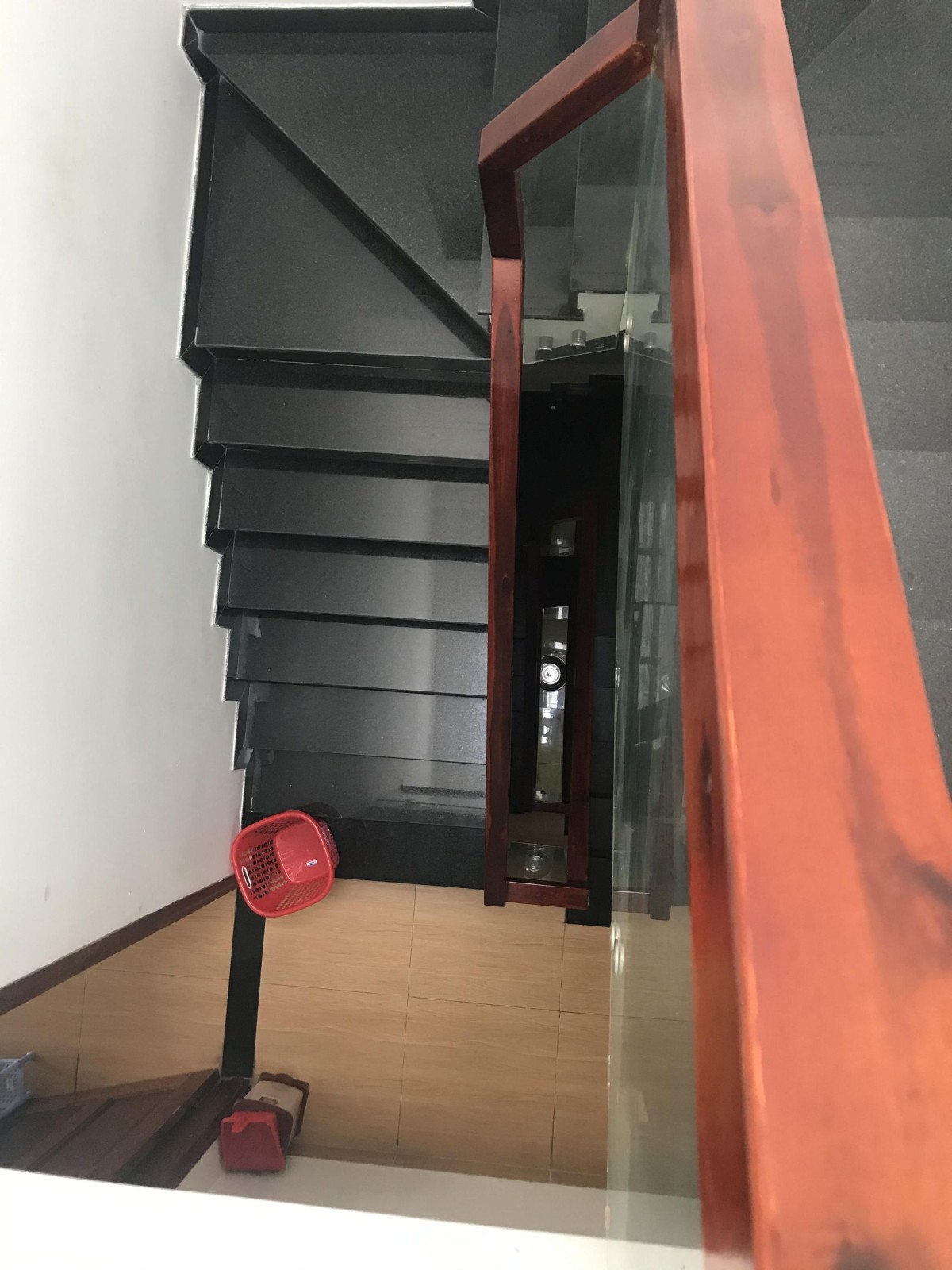 Bán nhà phố đẹp giá chỉ nhỉnh 5 TỶ BÌNH TÂN khu phân lô 4 tầng