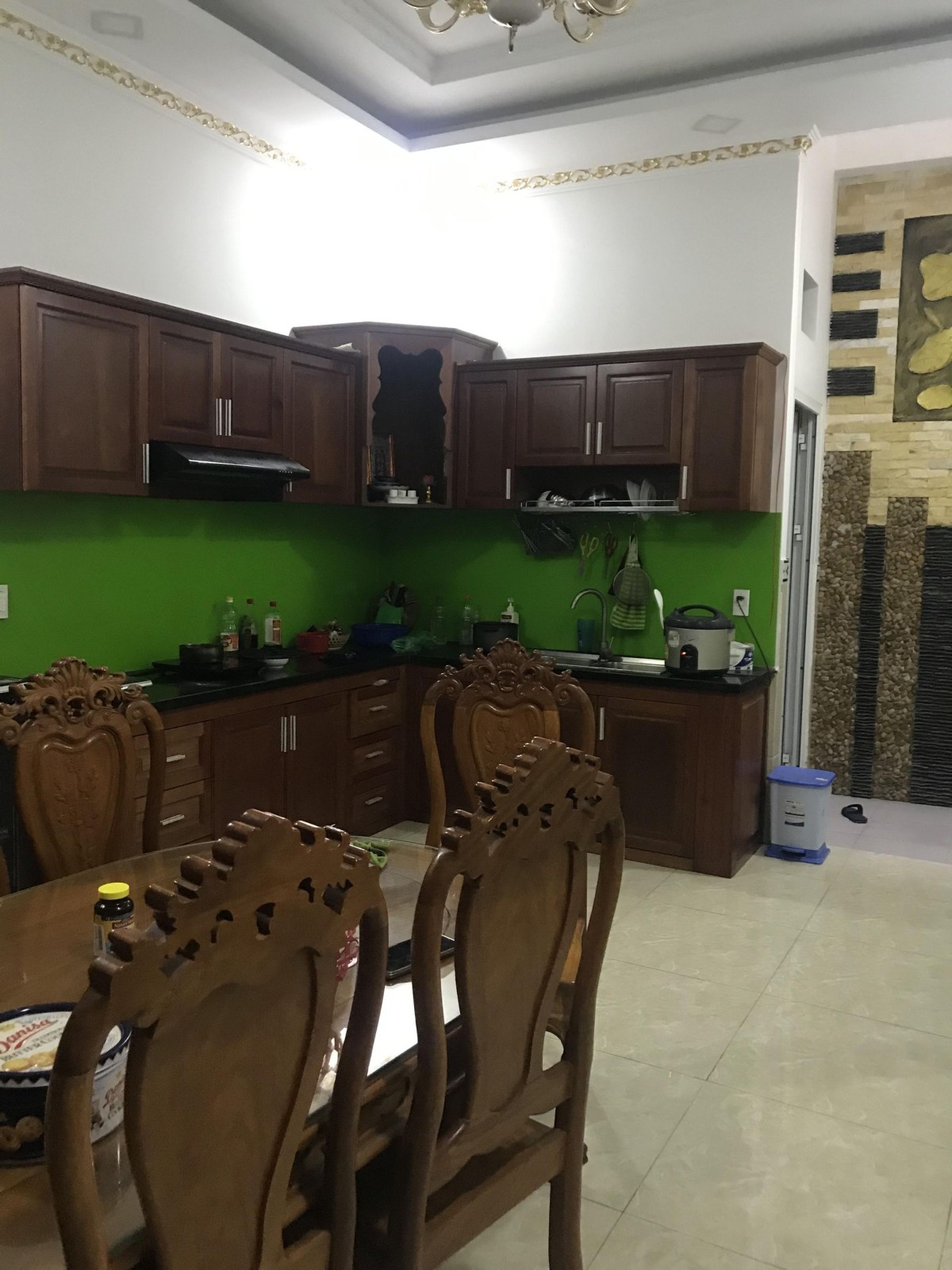 Bán nhà phố đẹp giá chỉ nhỉnh 5 TỶ BÌNH TÂN khu phân lô 4 tầng