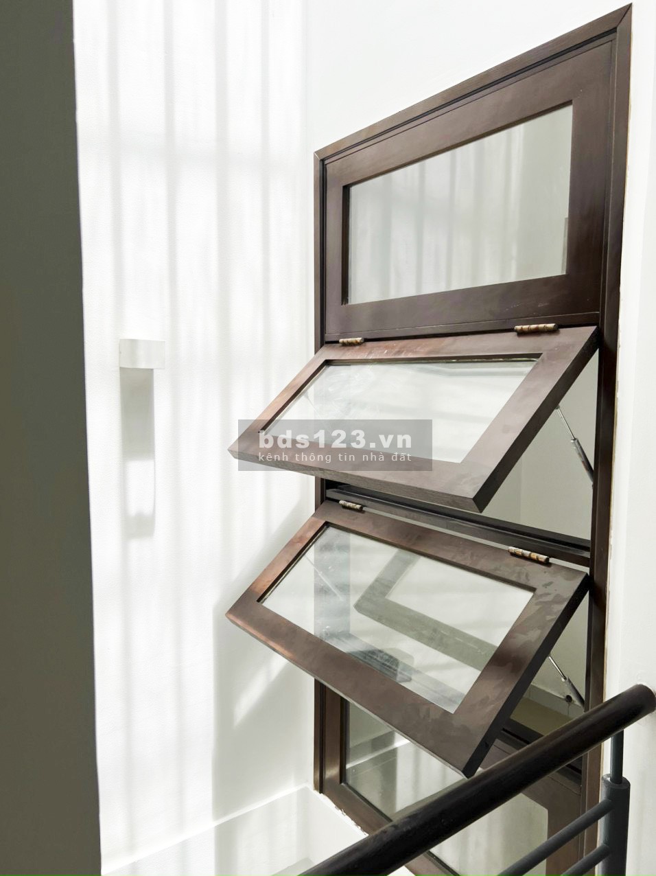Bán nhà đẹp mặt tiền hẻm xe hơi 861 đường Trần Xuân Soạn, phường Tân Hưng, Quận 7.