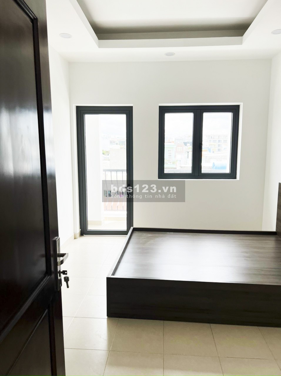 Bán nhà đẹp mặt tiền hẻm xe hơi 861 đường Trần Xuân Soạn, phường Tân Hưng, Quận 7.