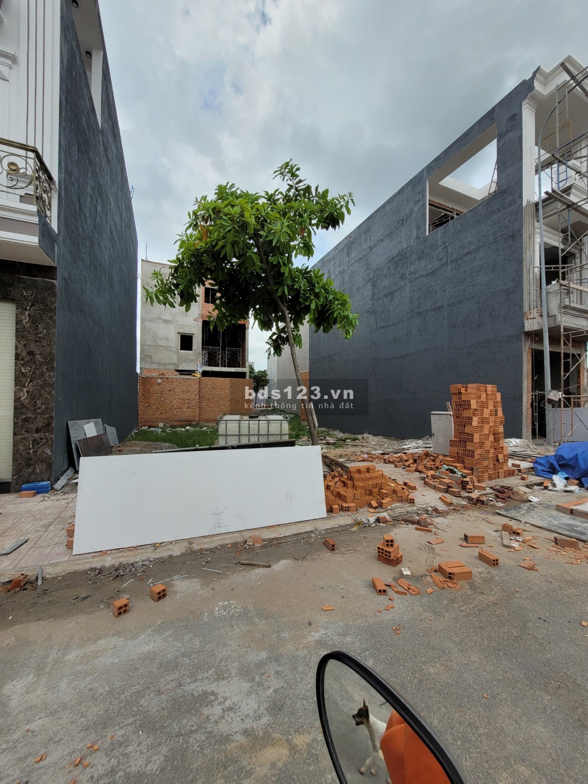 Chính chủ bán đất ngộp. Cần bán gấp 68m2 thổ cư, đường trước nhà 6m