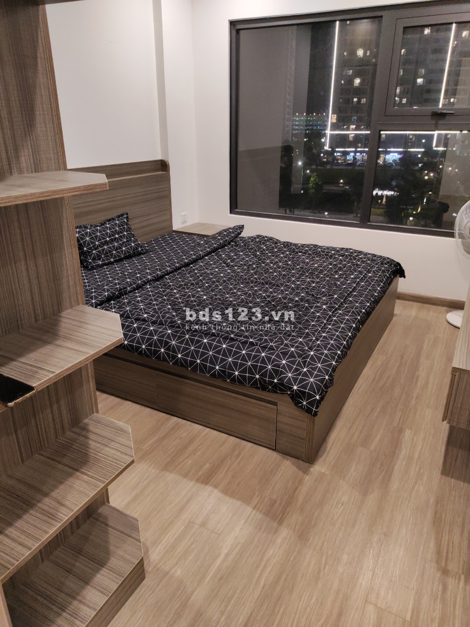 Cần bán hộ chung cư 55m2, 2 phòng ngủ giá 1,6 tỷ tại Vinhomes Ocean Park- Gia Lâm