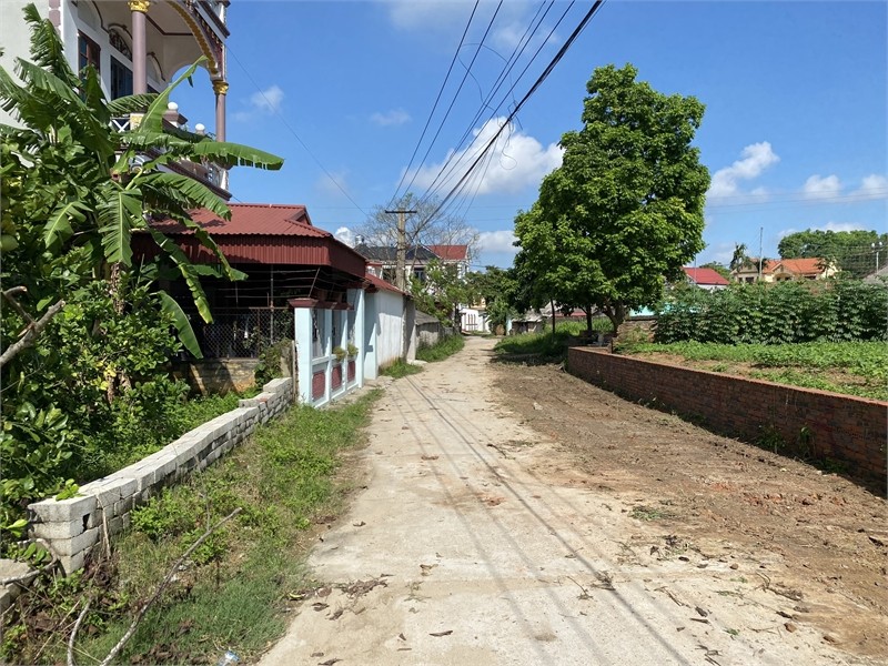 Cần bán ngay lô đất full thổ cư tại Việt Yên Bắc Giang đường chính giá rẻ