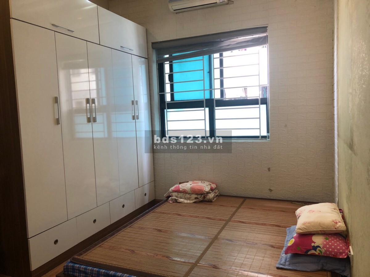 Chính chủ cần bán gấp căn hộ 65m2 chung cư Kim Văn Kim Lũ