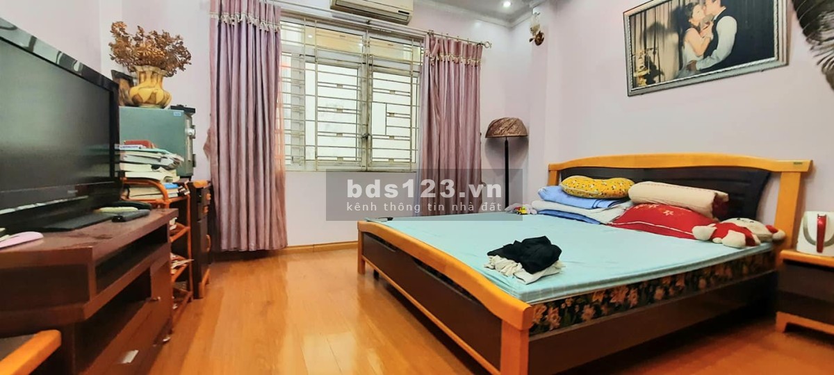 Bán gấp nhà 4 tầng tại phố Lê Lợi, Quận Hà Đông giá 2,7…