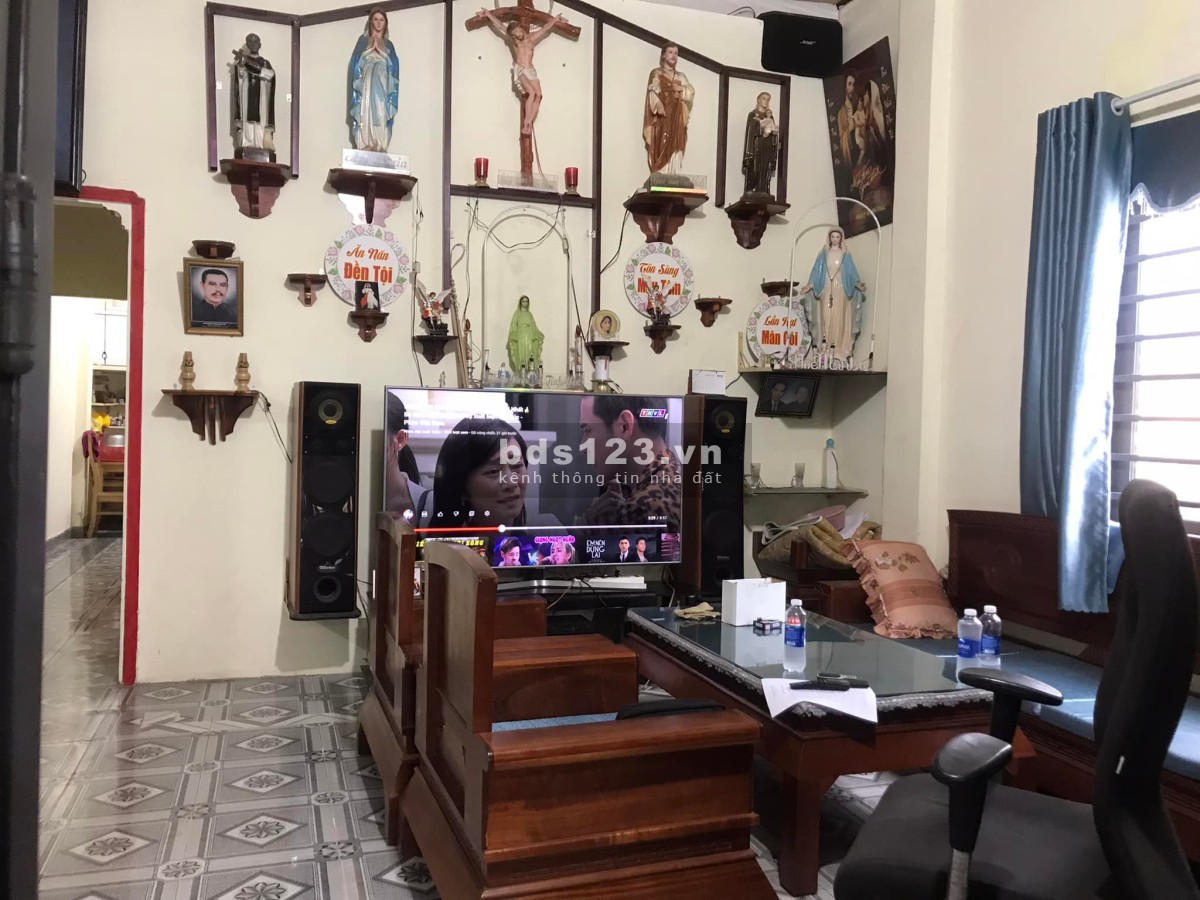 Cần bán nhà Hóc Môn giáp Quận 12 nhà cách đường Đặng Thúc Vịnh chỉ 100m
