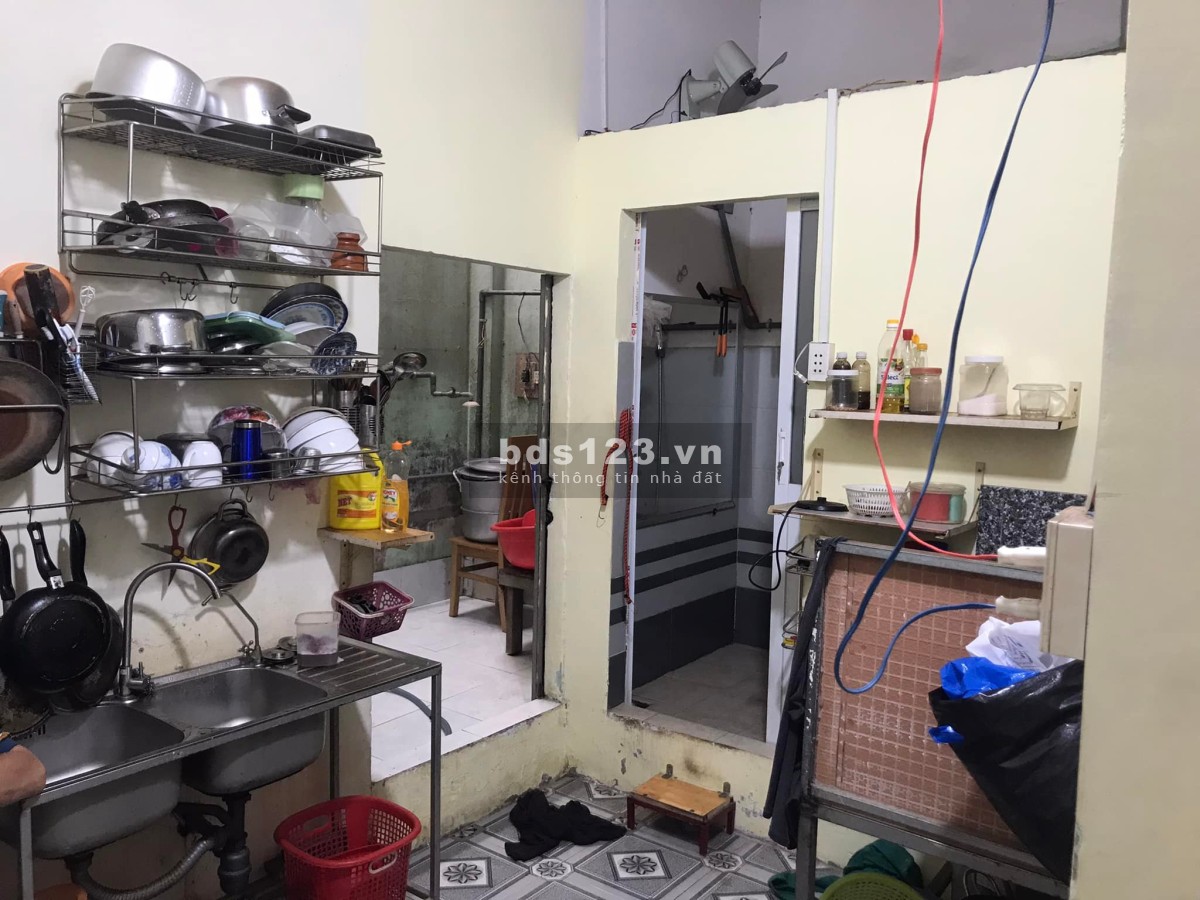 Cần bán nhà Hóc Môn giáp Quận 12 nhà cách đường Đặng Thúc Vịnh chỉ 100m