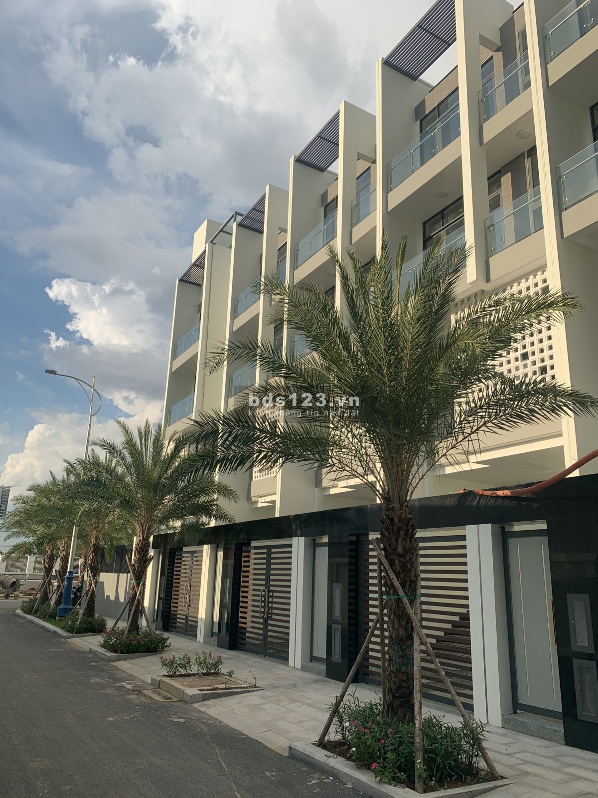 Bán nhà phố Precia Riverside Quận 2 tặng 2 năm phí quản lý hỗ trợ vay 70%