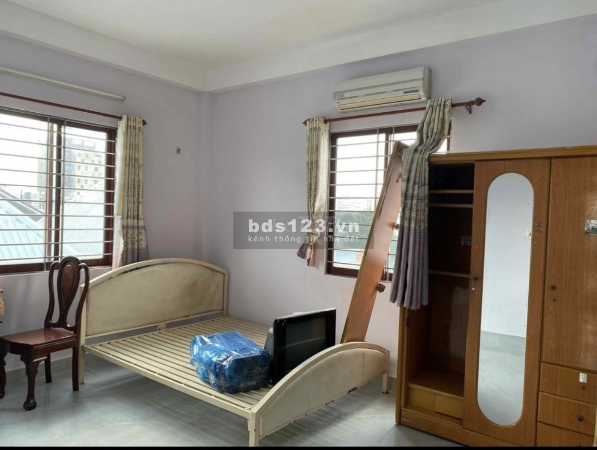 Cho thuê nhà NC mới đẹp hẻm xe hơi đường 210 P.Tăng Nhơn Phú A Quận 9