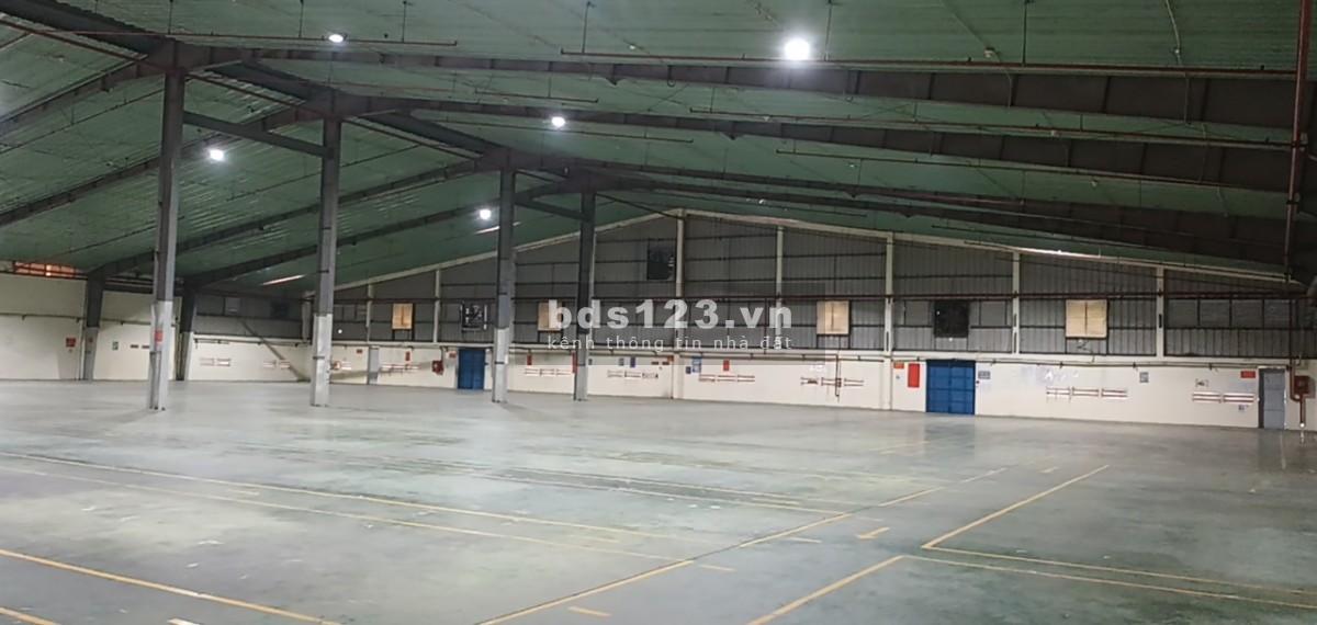 Cho thuê nhà xưởng và văn phòng khu công nghiệp Vĩnh Lộc diện tích 6.000m2
