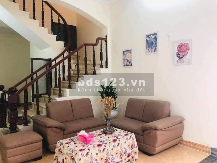 Có ngay nhà Lĩnh Nam, Hoàng Mai 39m² x 3 tầng, chỉ với 2,8 tỷ đồng