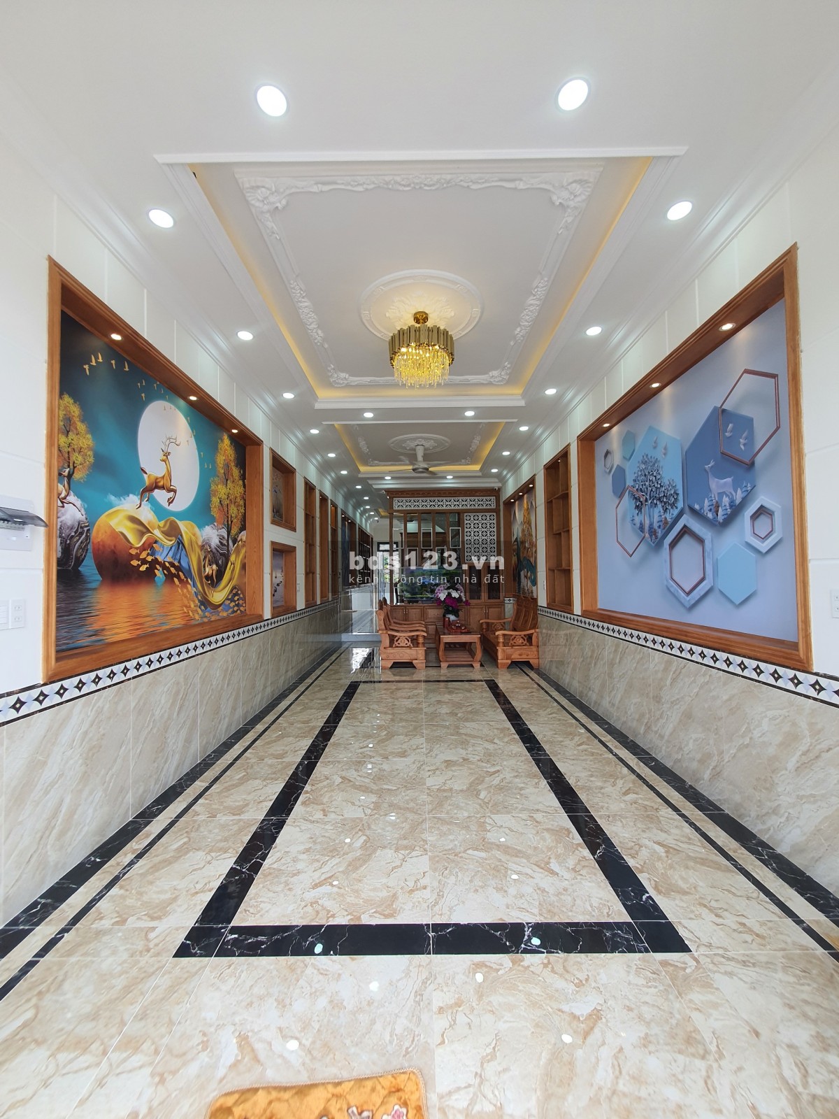 Bán Nhà 1 Trệt 3 Lầu Mới Xây MT Công Viên PHT 10, Dĩ An Đầy Đủ Tiện Nghi. LH: 0933 074 278 Trân